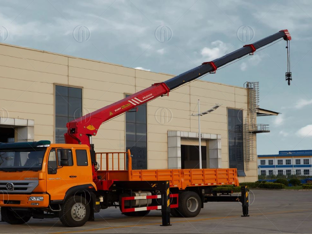 Xe tải gắn cẩu Sany Palfinger 8 tấn – Giải pháp nâng hạ hiệu quả cho công việc