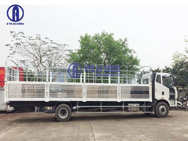 Xe tải Hino 7T5 thùng dài 10m