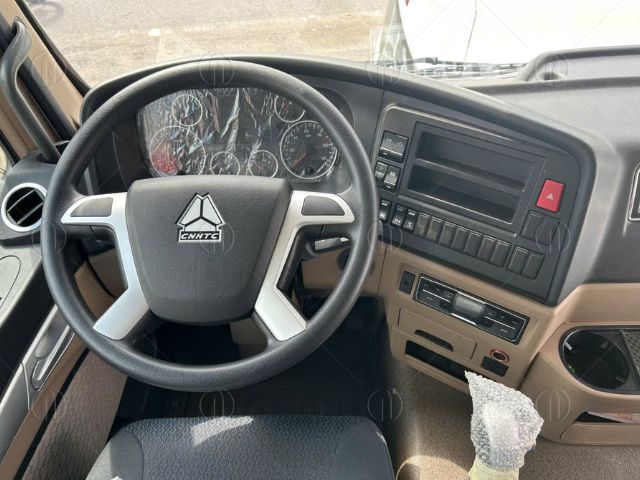 Nội thất tiện nghi, trang bị dễ thao t&aacute;c