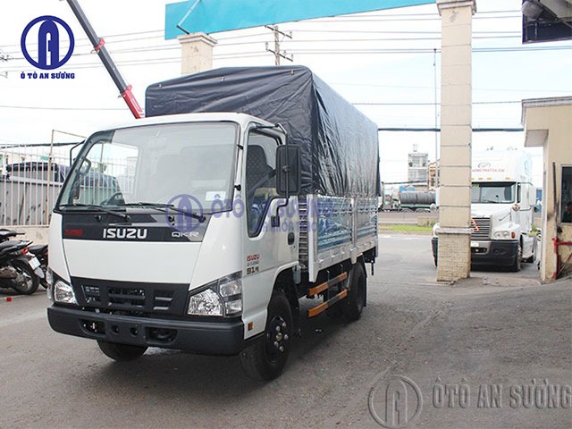 Xe tải Isuzu QKR77H tải trọng 2T2