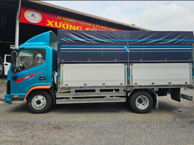 Th&ugrave;ng h&agrave;ng xe Jac N350S Pro