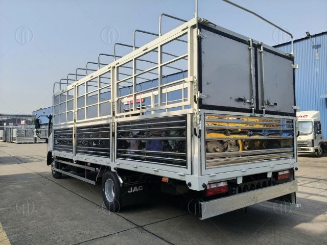 Xe tải JAC 3.5 tấn N350SL E5 nh&igrave;n từ ph&iacute;a sau