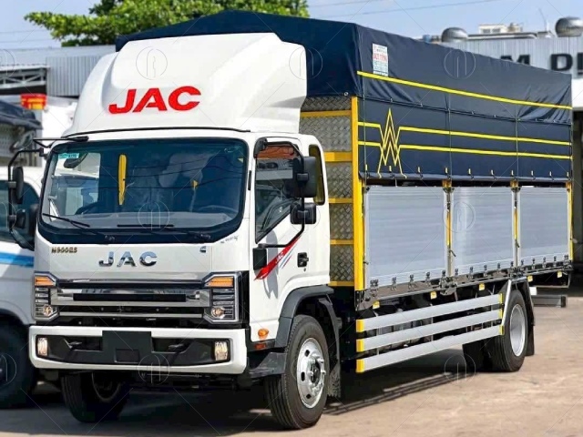 Ngoại thất xe tải Jac N900 Plus euro 5 vu&ocirc;ng vức, c&acirc;n xứng 