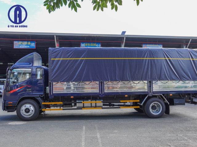 Hình: Xe tải JAC N900 tại Ô Tô An Sương