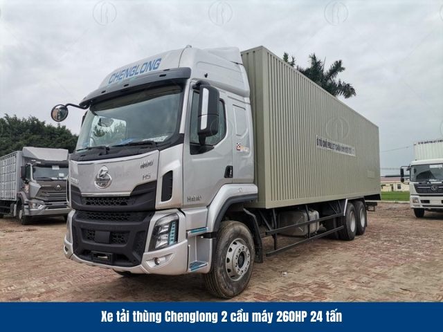 Xe tải Chenglong 2 cầu th&ugrave;ng d&agrave;i 9,9 m được trang bị động cơ Yuchai ti&ecirc;u chuẩn Euro 5