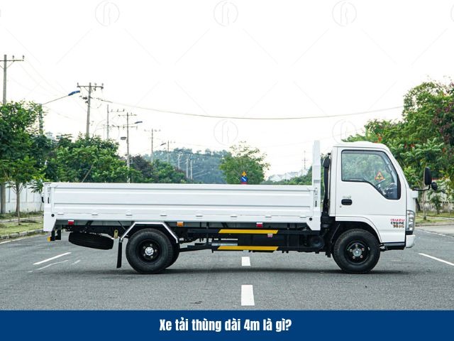 Xe tải th&ugrave;ng d&agrave;i 4m c&oacute; chiều d&agrave;i l&ograve;ng th&ugrave;ng khoảng 4m