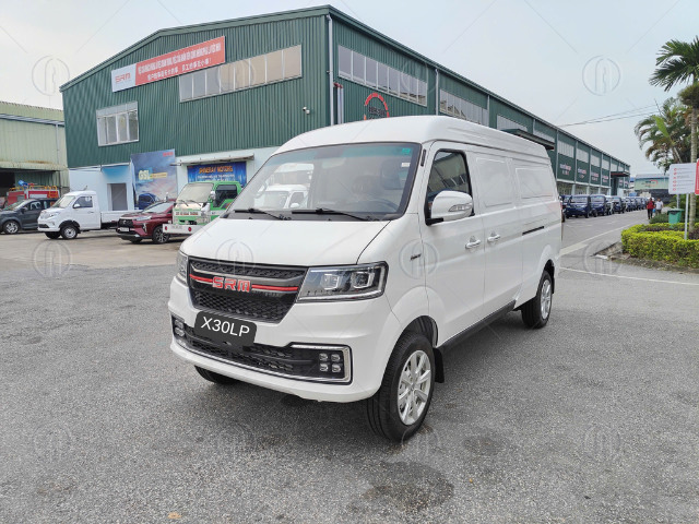 Xe van SRM X30LP 2 chỗ 945kg hiện đại, gọn g&agrave;ng, tối ưu chạy phố