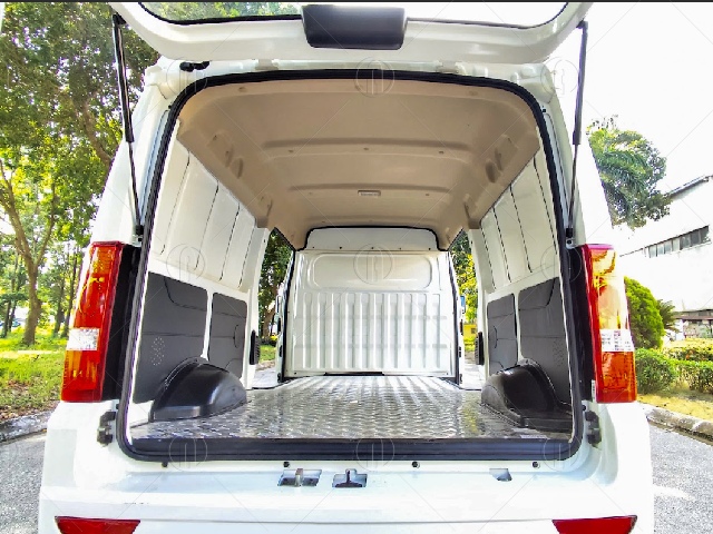 Thùng hàng rộng, chở hàng nhiều