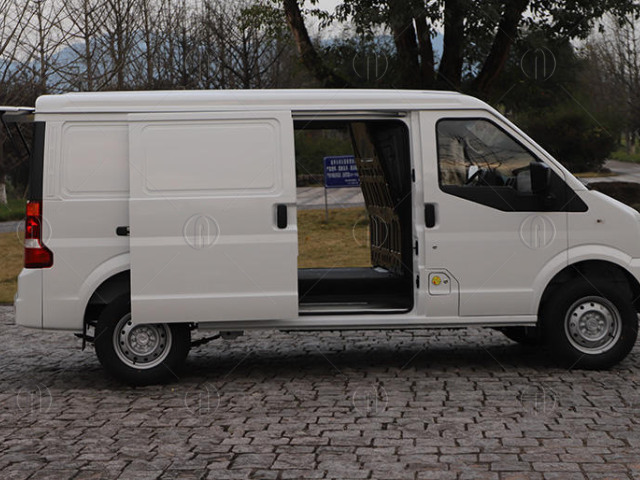 Cửa trượt hai bên