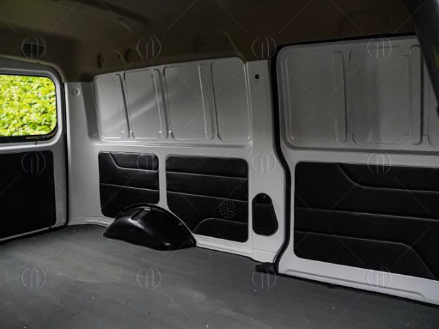 Lót sàn sàn bằng nhựa PVC chống trầy xước và dễ vệ sinh