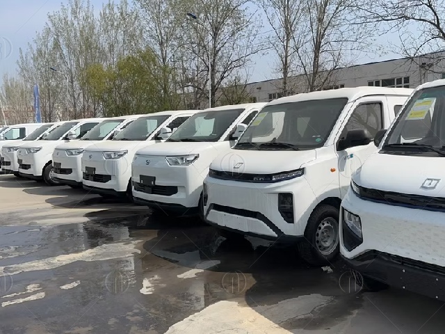 &Ocirc; t&ocirc; An Sương l&agrave; nơi mua xe tải van điện chở h&agrave;ng 2 chỗ uy t&iacute;n