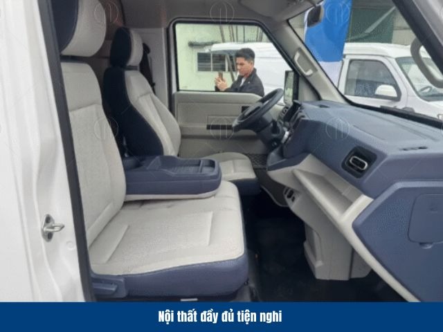 Xe tải van điện SRM E60 3 chỗ được thiết kế theo phong c&aacute;ch tối giản