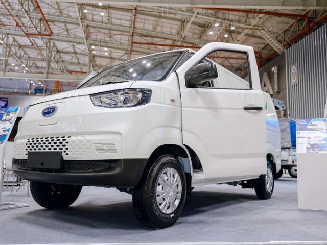 Xe tải van điện Veam Karry E5 2 chỗ sở hữu nội thất hiện đại Xe tải van điện Veam Karry E5 2 chỗ sở hữu nội thất hiện đại