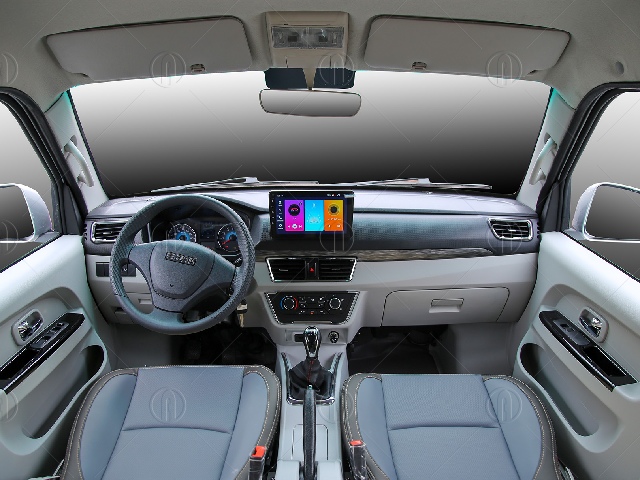 Kh&ocirc;ng gian nội thất van SRM X30L V5 rộng r&atilde;i