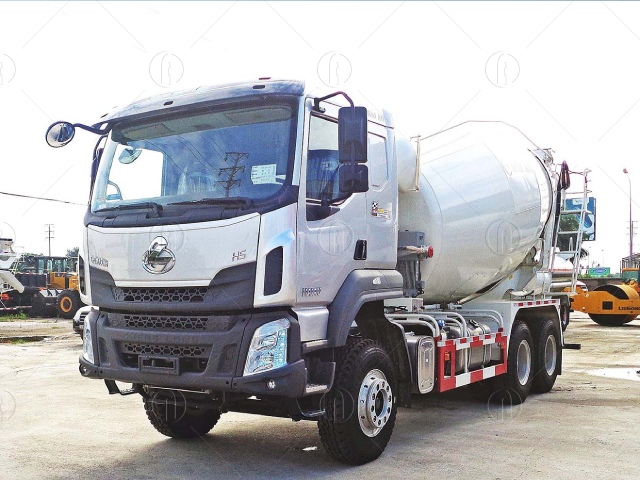 xe trộn bê tông chenglong hải âu 7 khối