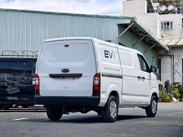Thùng hàng xe tải van Veam Karry E5 2 chỗ dài 2m5 Thùng hàng xe tải van Veam Karry E5 2 chỗ dài 2m5